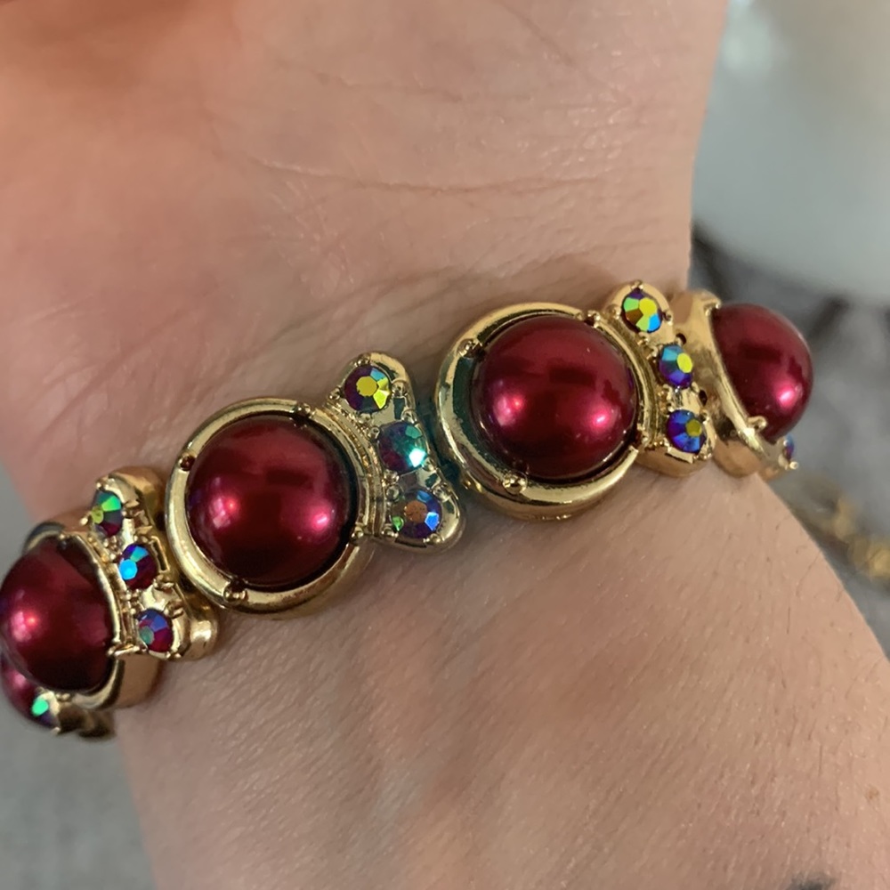 Coldwater Creek Earring and Bracelet Set - Picture 2 of 5